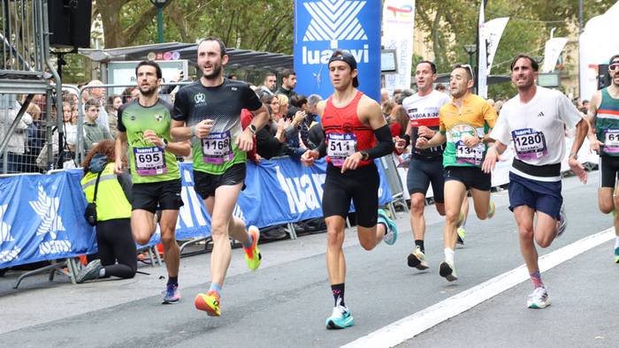 Joseba Elizagoien narbartearra eta Maddalen Jimenez beratarra izan dira eskualdeko bizkorrenak Behobia-Donostian