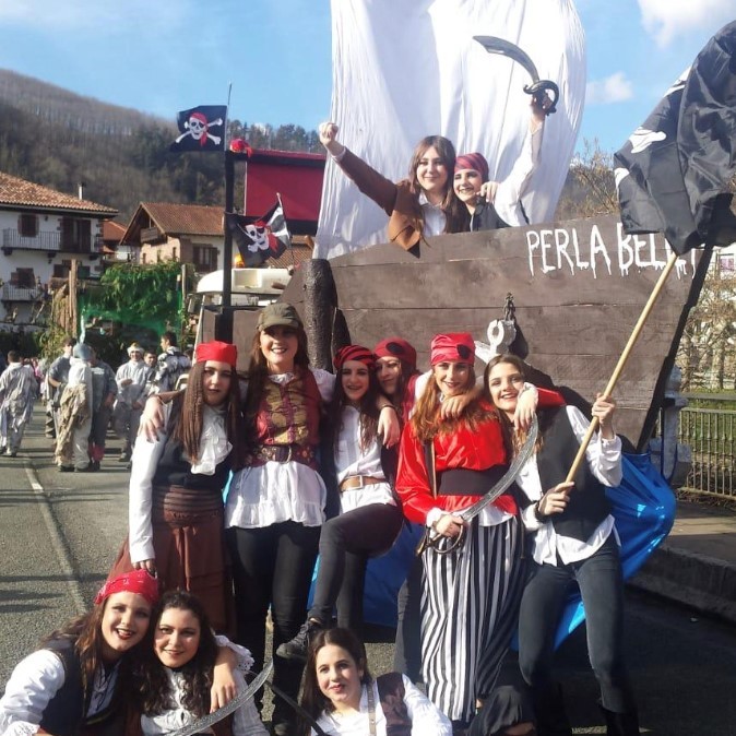 «Aurten eskean aterako gara eta hagitz gogotsu gaude»