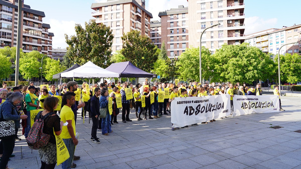 ELAk Aroztegiko auzipetuen kriminalizazioa salatu eta absoluzioa eskatu du