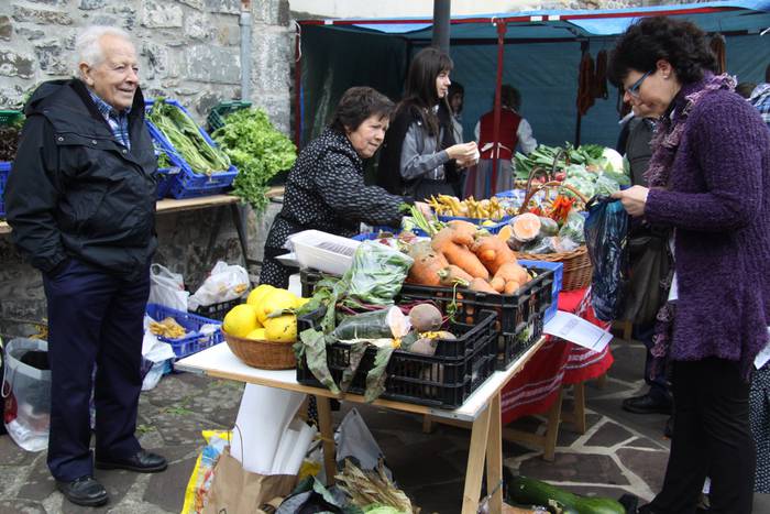 Goizuetan eginen duten bertako produktuen azokan izena emateko epea ireki dute