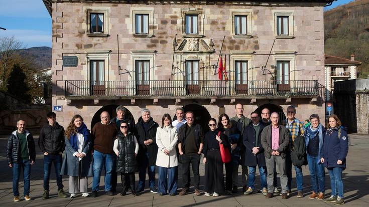 Nafarroako Gobernuak Elizondon bultzatutako etxebizitzen zaharberritzeak nabarmendu ditu