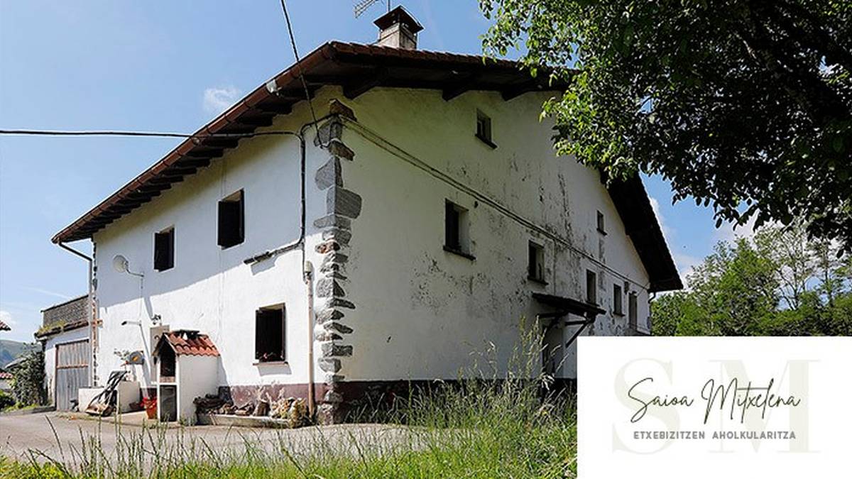 Saioa Mitxelena Inmobiliaria: Lesakako Katazpegi auzoan etxebizitza salgai