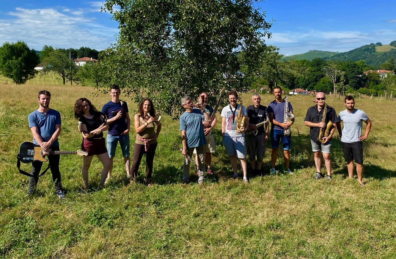 Albosax musika taldeak kontzertua emanen du martxoaren 4an Senperen
