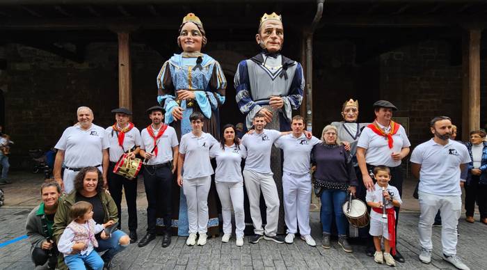 Besta ttikiak ospatuko dituzte heldu den asteburuan Donezteben