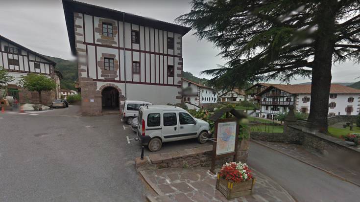 Etxalarren zuntz optikoa kontratatzeko informazio bilera eginen dute larunbatean Kultur Etxean