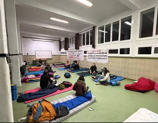 Lanbide Heziketako murrizketak salatzeko itxialdia egin dute Elizondo Lanbide Eskolan