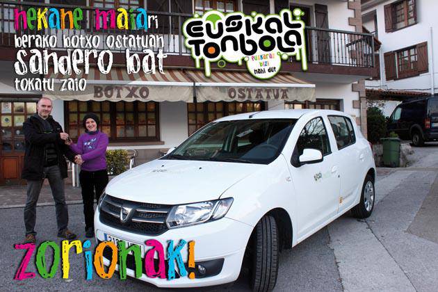 Euskal Tonbolako autoa Arantzan 