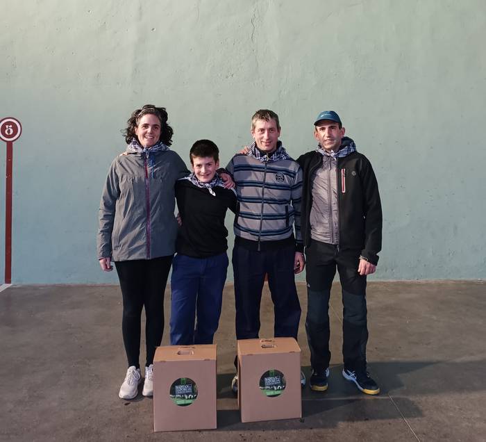 Berroetako frontenis txapelketako finala jokatu dute asteburuan