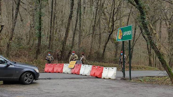 Nafarroako Gobernuak mugen itxieraren erabakia malgutzeko eskatu dio Pirinio Atlantikoetako prefetari