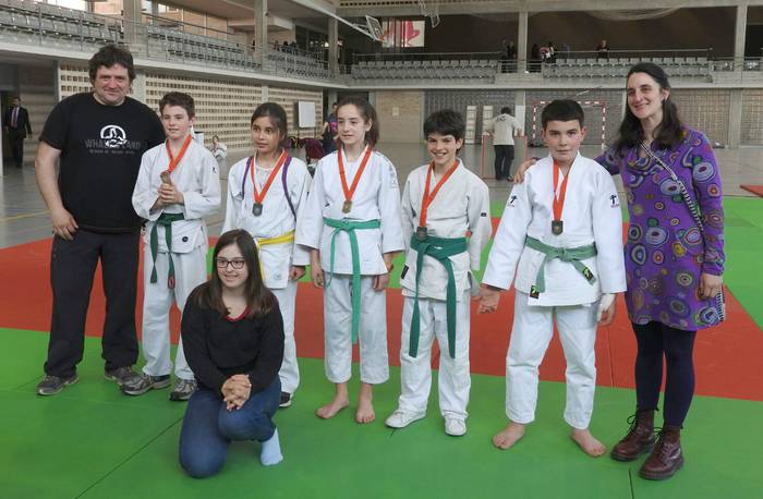 Errekako judoka alebinek bortz domina lortu dituzte Nafarroako Kirol Jokuetan
