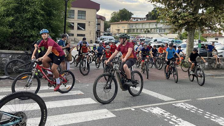 [ARGAZKIAK] 108 txirrindulari Berako Mendi Bizikleta Ibilaldian