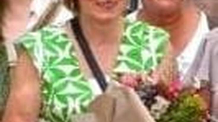 Loreez inguratua bizi da Zigaurren Migeleneko Maria Teresa Ibarra