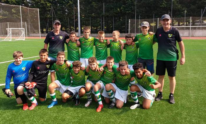 Errenteriako ‘Jose Miguel Jaurrieta’ futbol torneoa ere irabazi dute Beti Gazteko alebinek