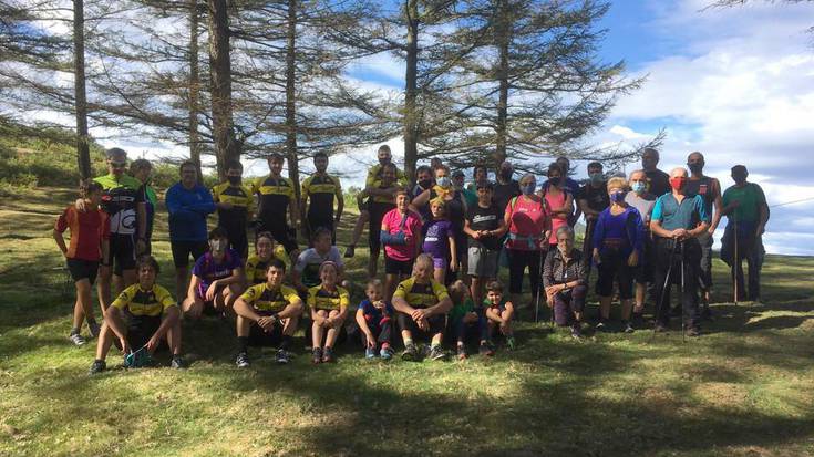 Mendi irteera egin dute Lesakako Arrano elkartearen bigarren egunean