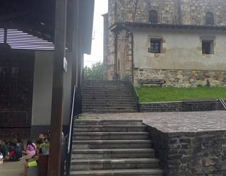 [GUTUNA]: Haurrak babesik gabe Beintza-Labaienen