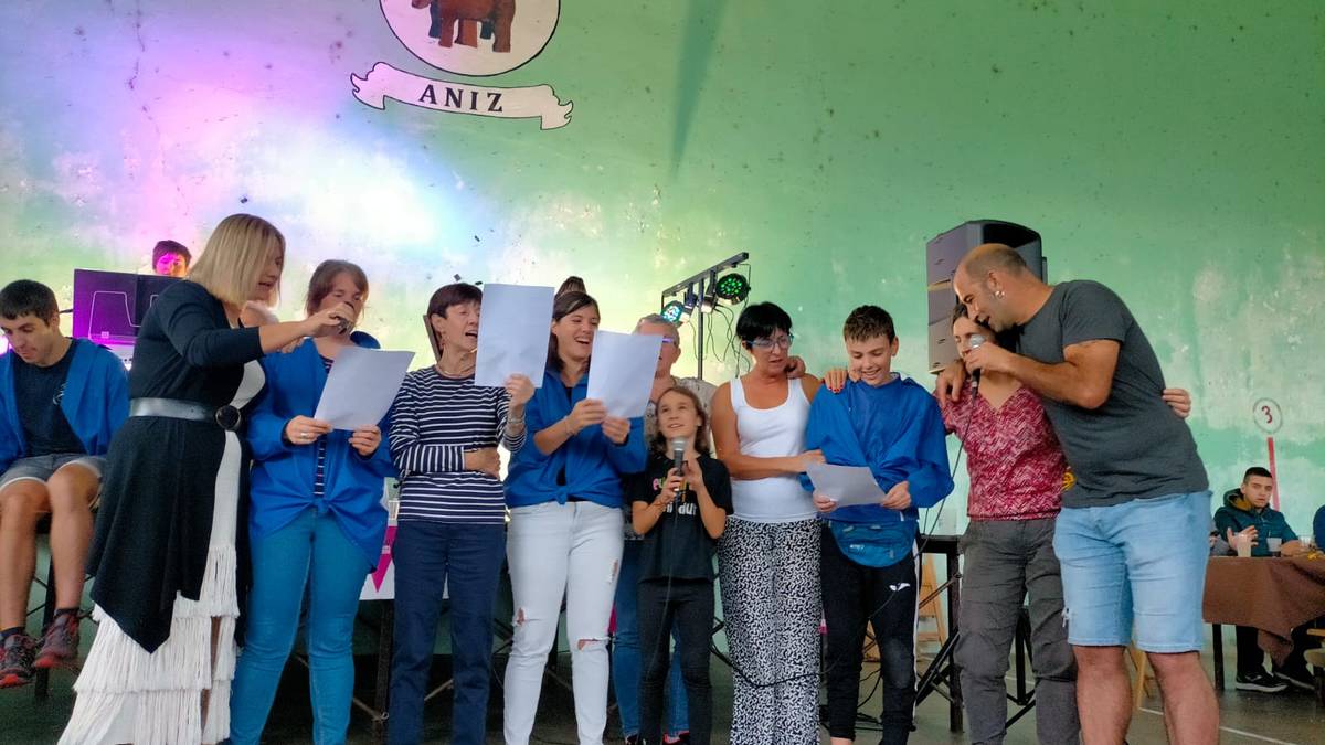 Anizko bestetara joateko gan-torri busa izanen da bihar