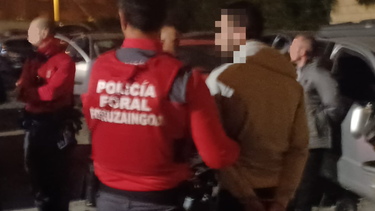 Asteburu honetan bi trafiko delitu eta eraso matxista bat erregistratu ditu poliziak Beran, Etxalarren eta Elizondon