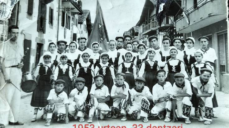 Gure Txokoako dantzariak 1953an