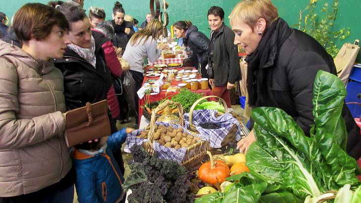 Leitzako eta Aresoko produktuen VII. azoka eginen dute igandean Leitzan