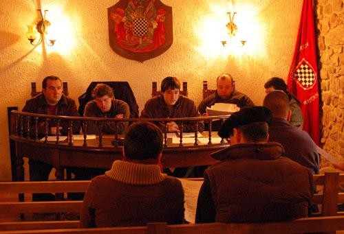 'Baztan Bizirik nahi dugu' manifestazioarekin bat egitea proposatuko du Elizondoko batzarreak