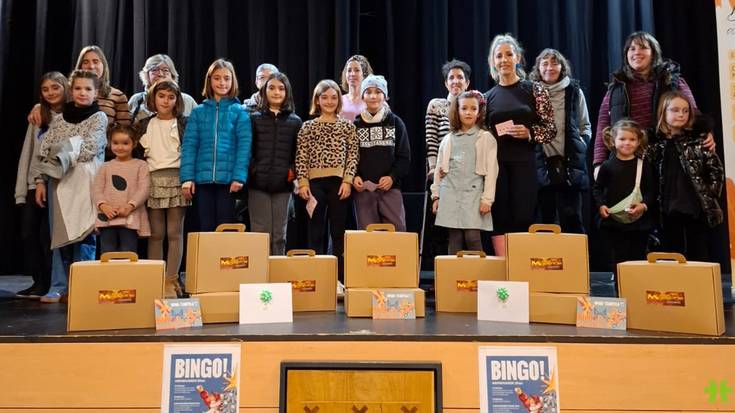 Kaxkabeltzako bingoan hamar sari banatu dituzte