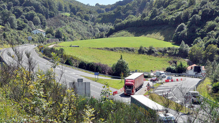 Aste osoan zolaberritze lanetan ariko dira Arraizko Benta eta Zozaia artean
