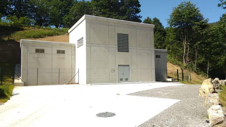 Doneztebeko ur biltegi berria martxan da dagoeneko