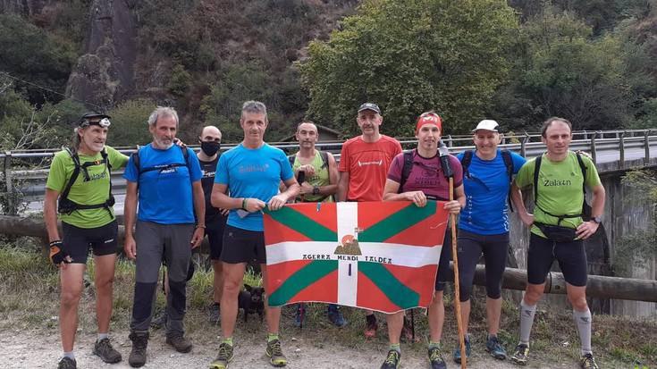 Loro eta Zubieta gogoan, Bortzirietako Itzulia egin dute Manttaleko kideek