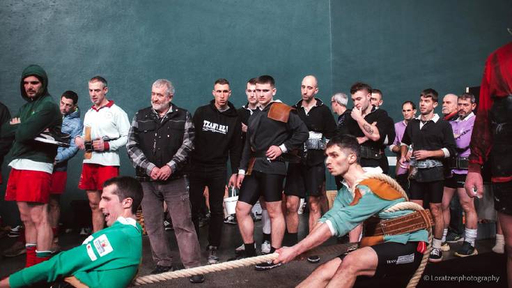 600 kiloko txapela ere lor dezakete Beti Gazteko mutilek larunbatean Abadiñon