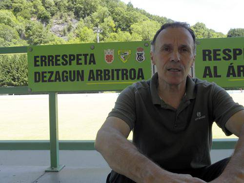 «Txartelik inoiz ez ikusteko sekretua arbitroaren lana errespetatzea da»