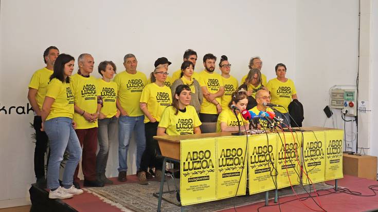 Euskal Herriko 196 pertsonaia publikok Aroztegiko auzipetuen absoluzioa eskatu dute