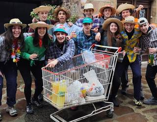 Legasan ere giro ederra izan dute inauteetan