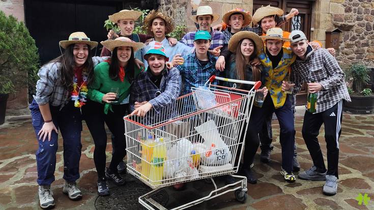 Legasan ere giro ederra izan dute inauteetan