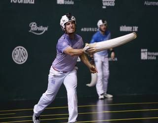 Aritz Zubiri goizuetarra eta Barrenetxea IV.a Summer Season erremonte txapelketaren finalean izanen dira