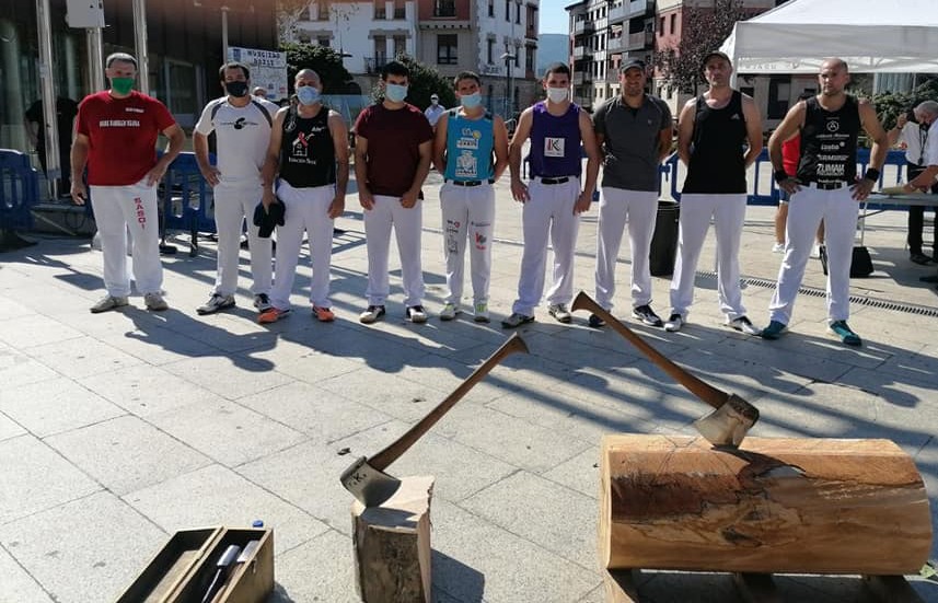 Euskadiko hirugarren mailako finaletik kanpo gelditu dira Jon Telletxea eta Oier Larretxea