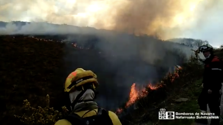 Suhiltzaileek larre-erretze kontrolatuak egin dituzte aste honetan Baztanen