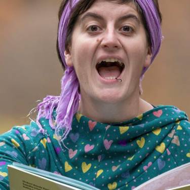 Liburuaren Egunaren harira ipuin kontaketa eginen du Ainara Unanuak ortzegunean Elizondon