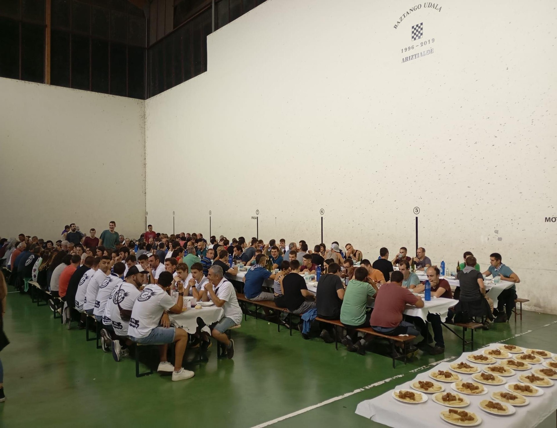 Arraiozko bestetara joateko autobus zerbitzua izanen da larunbat gauean