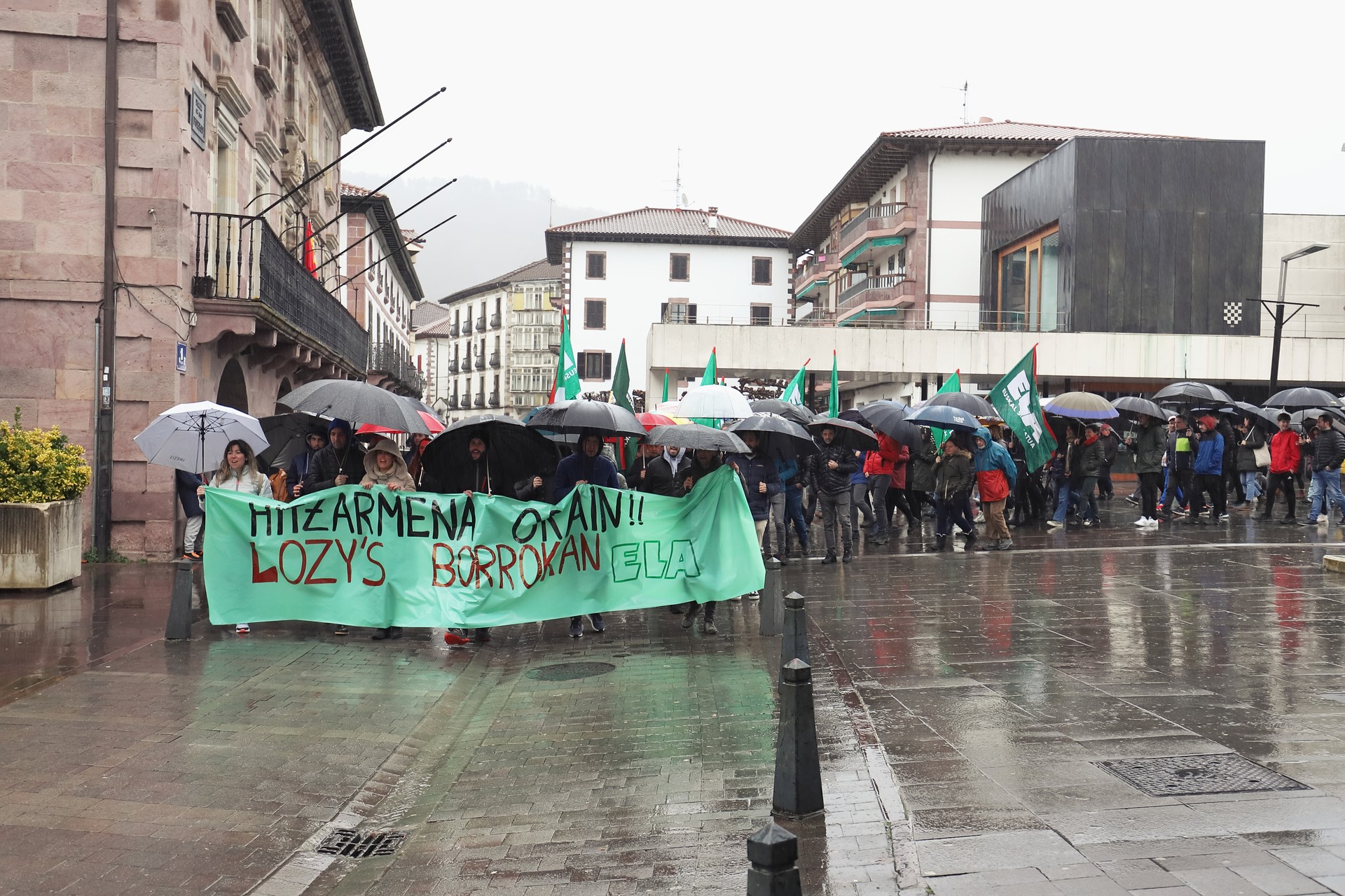 Lozy'seko langileak Elizondoko karriketara aterako dira larunbat eguerdian