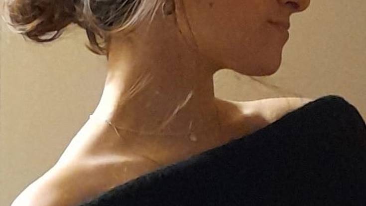 Izaro E. B.: «Gauetan koadernoa eta lapitza ateratzen nituen»