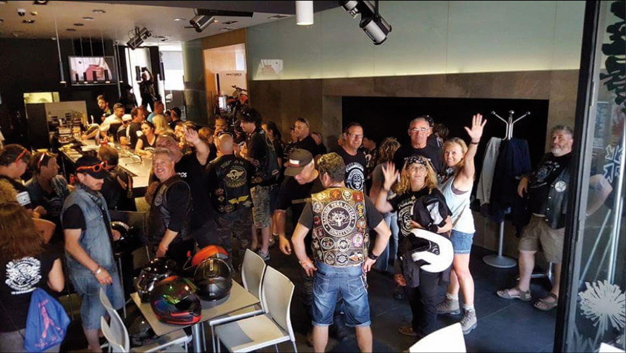 Basurde motorzaleen Peñaren besta irailaren 16 eta 17an ospatuko dute Donezteben