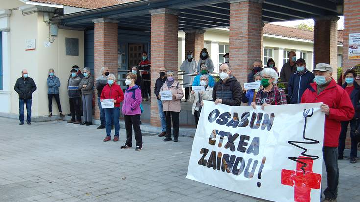 Bortzirietako lehen mailako osasun arretari dagozkion lanpostuak bete gabe edo erdizka beteak segitzen dutela ohartarazi dute