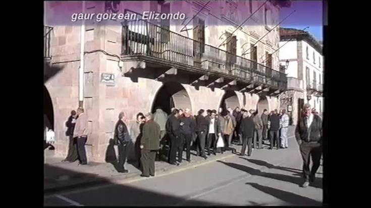 San Anton eguneko ospakizunak Elizondon 2002an