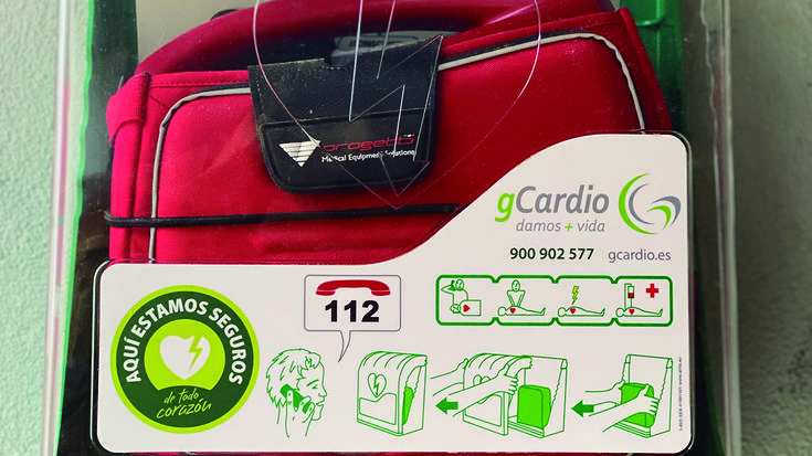 Udaletxearen atzealdean desfibriladorea jarri dute Saldiasen