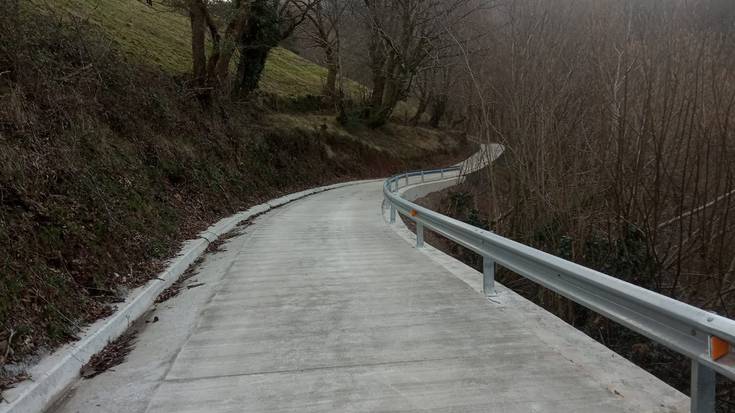 Urruxkako bidea konpondu berria du Baztango Udalak