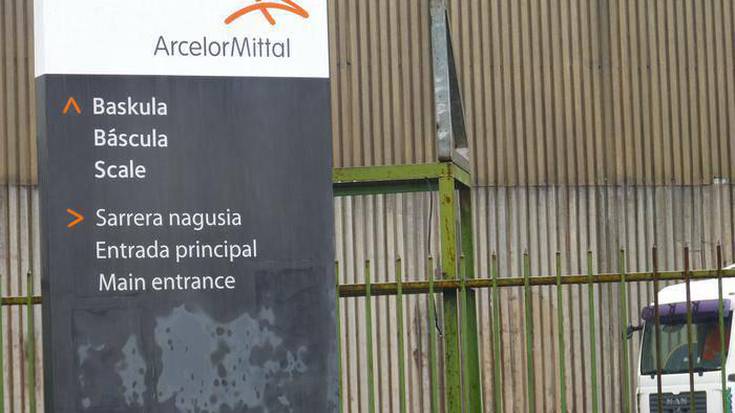 Arcelor Mittalek lan erregulazioa jarri du Lesaka eta Legasako lantegietan