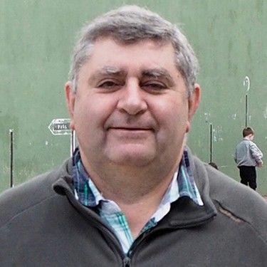 Andres Etxenikek segituko du alkate Bertizaranan, orain Bertizaranako Taldearen izenean